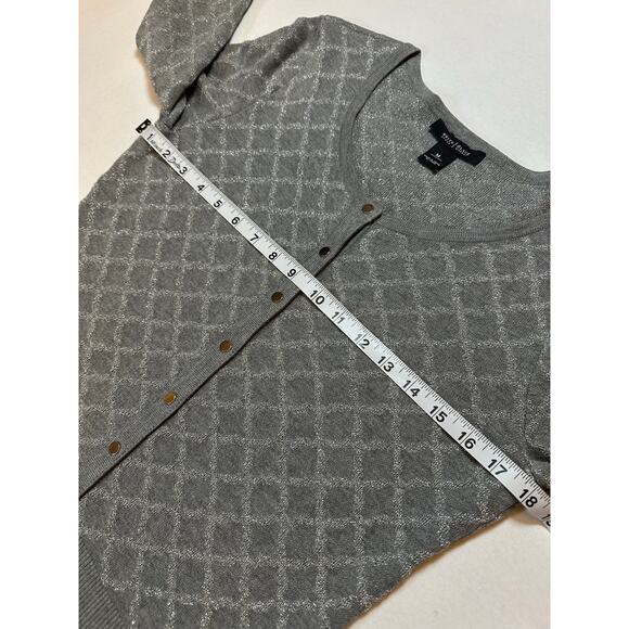 WHBM Size Medium Argyle Silver Gold Cardigan Crew Neck Christmas Holiday Classic - Picture 7 of 8
